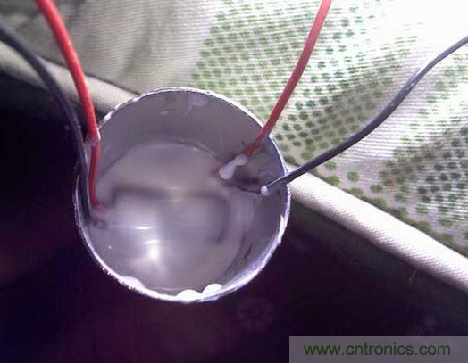 高亮LED手電筒超簡(jiǎn)DIY:原理圖+全過(guò)程