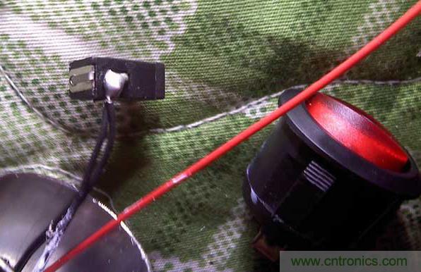 高亮LED手電筒超簡(jiǎn)DIY:原理圖+全過(guò)程