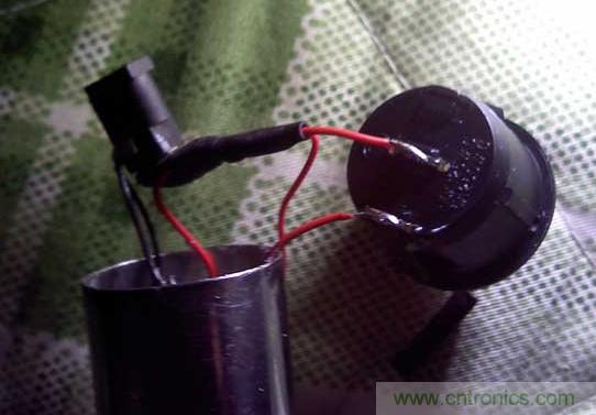 高亮LED手電筒超簡(jiǎn)DIY:原理圖+全過(guò)程
