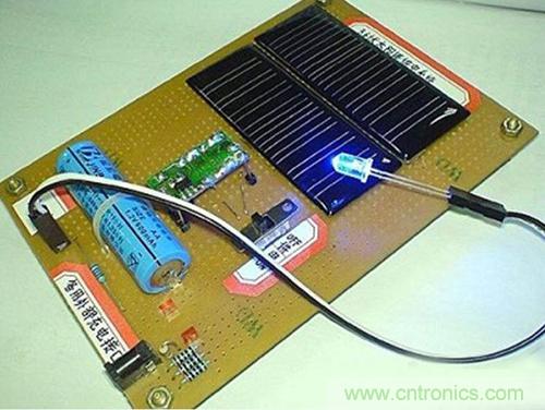 微型太陽能供電板DIY，給手電筒收音機(jī)供電