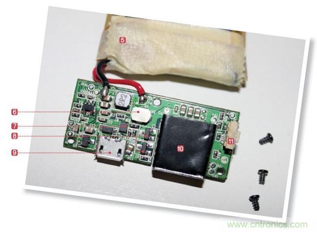 體積小容量大，剖析手機充電器的內(nèi)部好設計