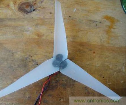 想減少電費嗎？DIY一個迷你風力發(fā)電機吧