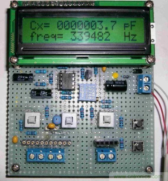 DIY集電容、電感和頻率為一體的測(cè)量?jī)x器