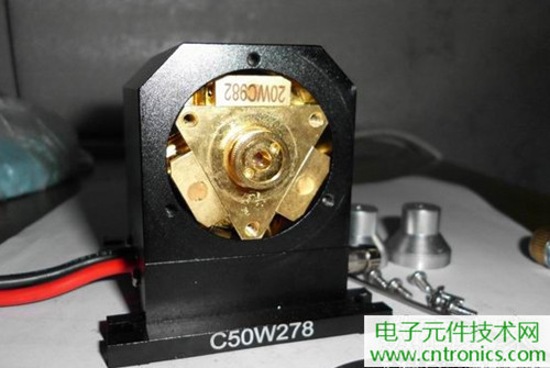 這貨一萬三？50W半導(dǎo)體激光模塊拆解