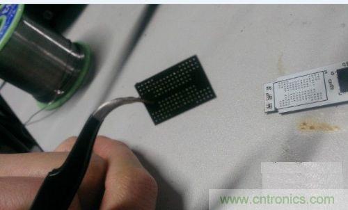 制作U盤全過程，由PCB做起