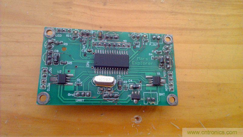 牛人力作！PCB版藍牙智能小車DIY