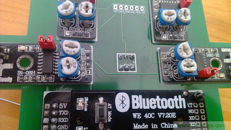 牛人力作！PCB版藍牙智能小車DIY