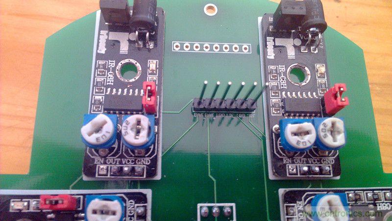 牛人力作！PCB版藍牙智能小車DIY