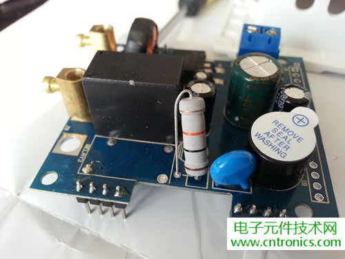 一款觸控開關(guān)拆解，做工不錯