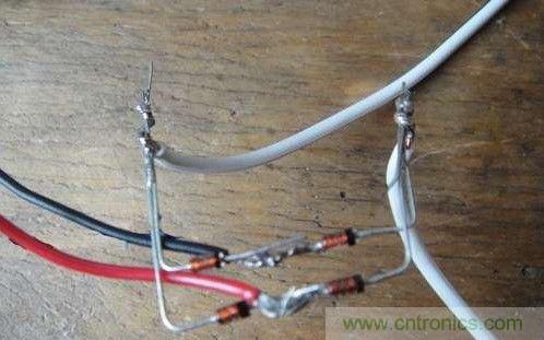 創(chuàng)意DIY！迷你風(fēng)力發(fā)電機(jī)！