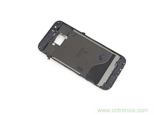 牛人強拆！新HTC One(M8)真機精密做工難修理