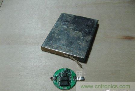 DIY頭戴式藍(lán)牙耳機(jī)，