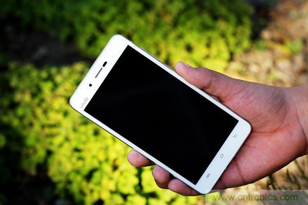 有圖有真相！暴拆VIVO X5 MAX,揭秘“最薄之謎”