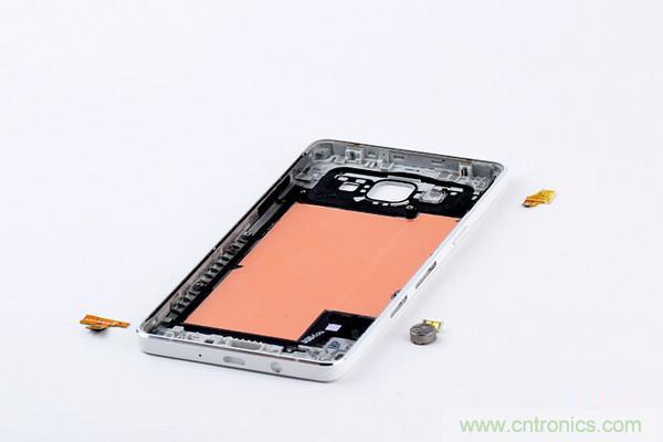 拆解狂魔荼毒新機(jī)三星金屬Galaxy A5，看槽點(diǎn)在何方？