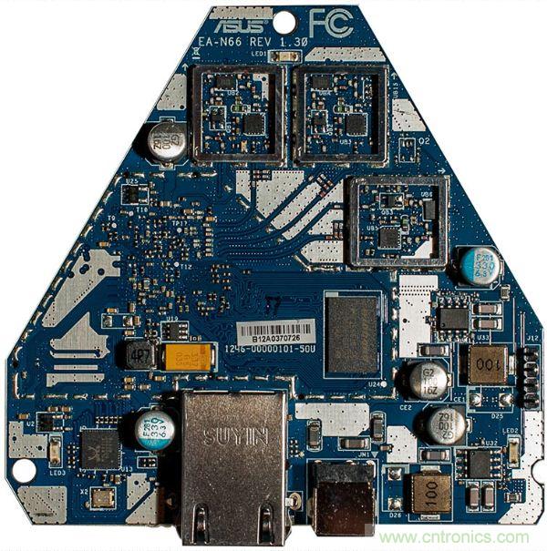 圖2：PCB為藍(lán)色的v1.3版本。