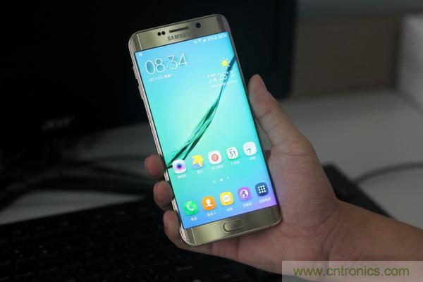 三星S6 Edge+拆解：比S6 Edge加在哪里？
