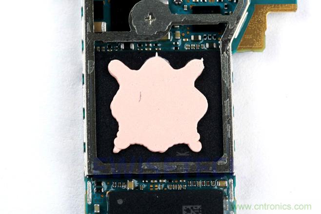Galaxy Note5拆解，與S系列差距日漸模糊
