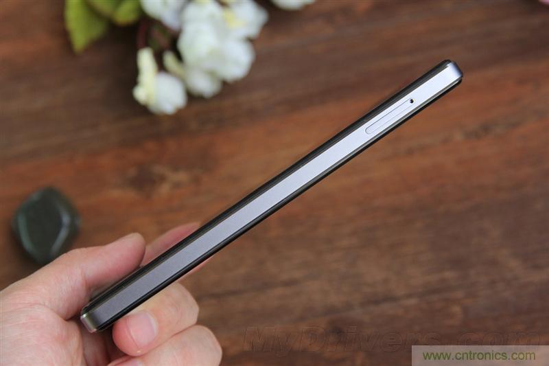 無邊框的 nubia Z9 ，一款既有驚喜，又有驚艷的智能手機(jī)