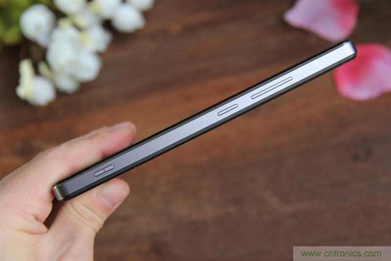 無邊框的 nubia Z9 ，一款既有驚喜，又有驚艷的智能手機(jī)