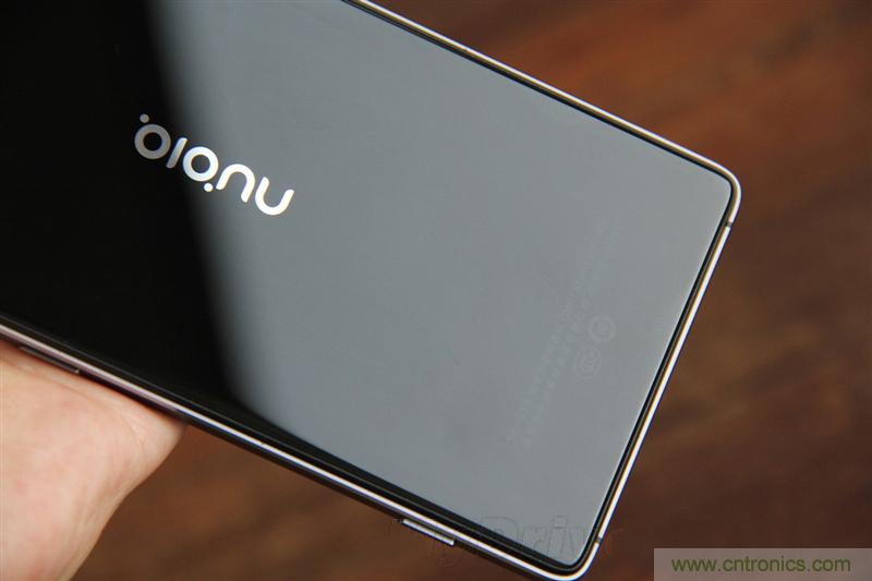 無邊框的 nubia Z9 ，一款既有驚喜，又有驚艷的智能手機(jī)