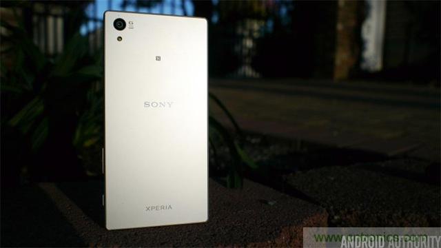 傳奇索尼，憑借Sony Xperia Z5能否在移動市場奪得一席之地？