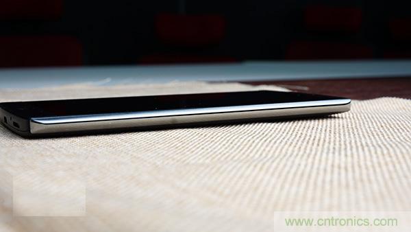 業(yè)界良心 LG V10 評(píng)測(cè):剛毅、冷峻，不失人性化