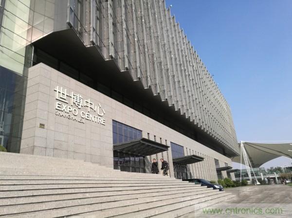 新旗艦Mate 8全評測：橫空出世！能否延續(xù)一機(jī)難求？
