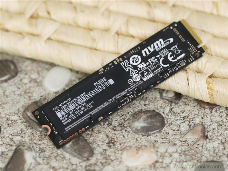 真的性能過(guò)剩？揭秘 CPU 對(duì) SSD 的影響