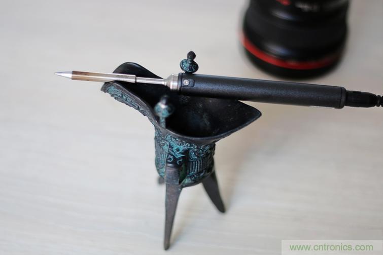 一款能喚起 70 后工程師朋友“童年趣事”的迷你電烙鐵！