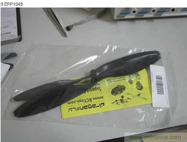 無人機 DIY 制作全過程，酷得不要不要的！