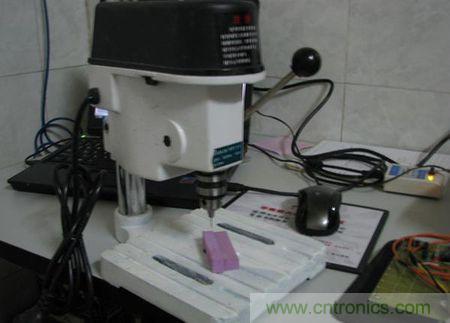 無人機 DIY 制作全過程，酷得不要不要的！