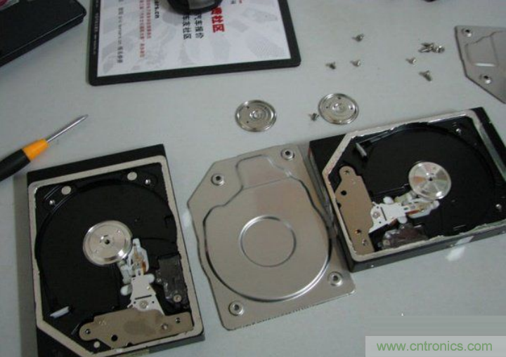 無人機 DIY 制作全過程，酷得不要不要的！
