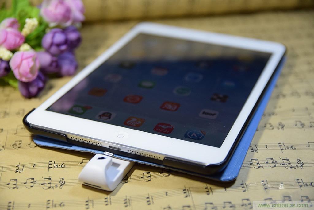 不越獄，就能隨意給iPad增容的影音娛樂利器