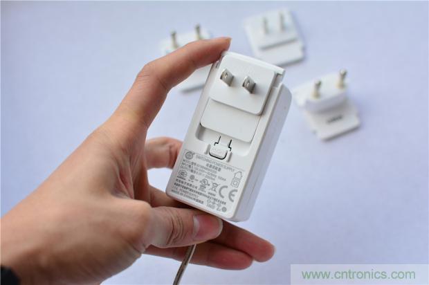 這個(gè)枕頭不僅能挽救睡眠還能挽救婚姻！
