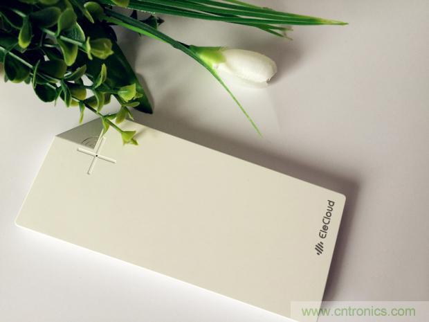 長虹流云智能電源，集“充電”+“存儲”于一身