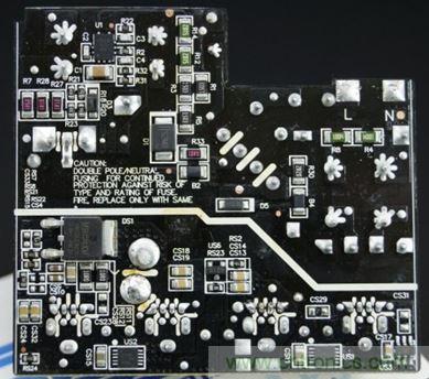 69元小米4口USB充電器詳細(xì)拆解，看完你也能DIY一個(gè)