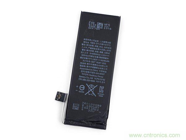 有什么地方?jīng)]有變？iPhone SE真機(jī)拆解