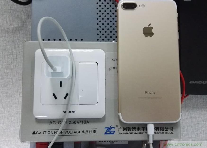 “瘋7”手機(jī)充電實(shí)測(cè)：為何沿用傳統(tǒng)充電模式？