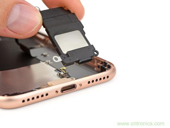 iPhone 8首拆：無(wú)線充電版本的iPhone 7？