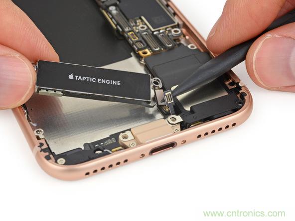 iPhone 8首拆：無(wú)線充電版本的iPhone 7？