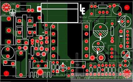 PCB元器件如何擺，線路該如何連接才能提高主板性能？