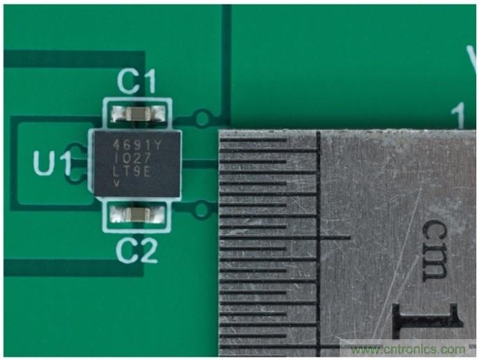 3.6V輸入、雙路輸出µModule降壓穩(wěn)壓器以3mm × 4mm小尺寸為每通道提供2A電流