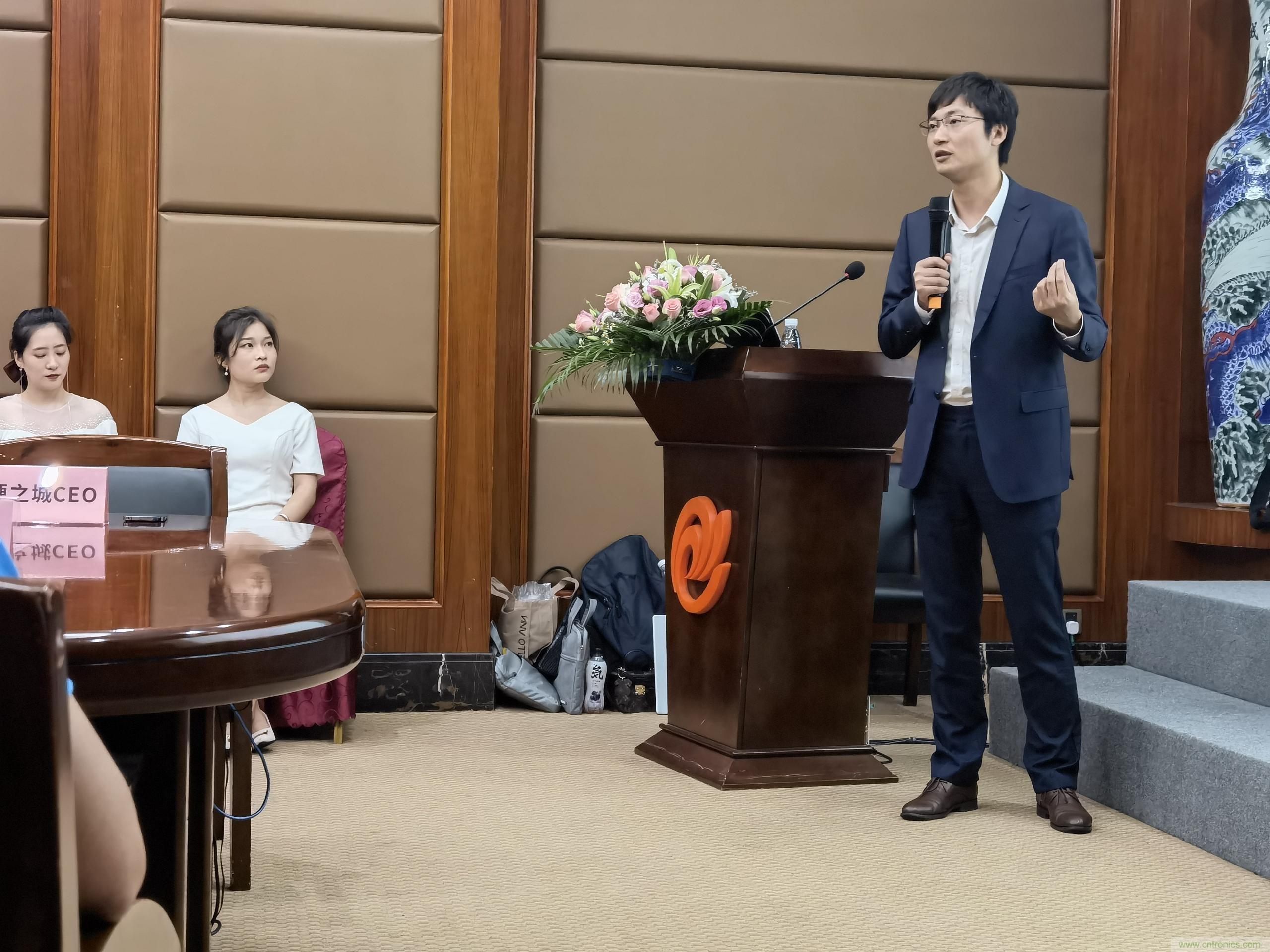 硬之城品牌·業(yè)務(wù)升級(jí)，聯(lián)合多家銀行助力產(chǎn)業(yè)發(fā)展